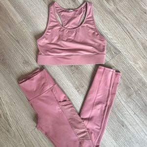 Fabletics workout set